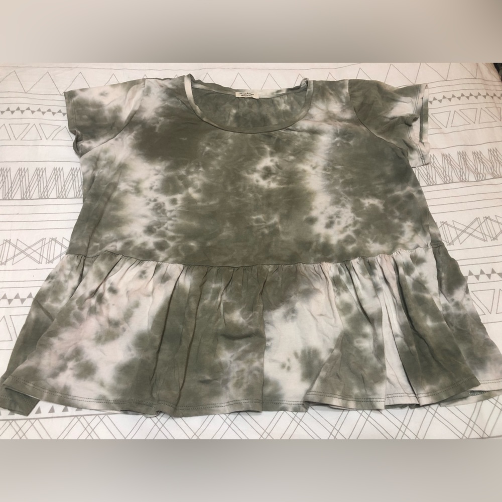 Heart & Hips Tie Dye Top
